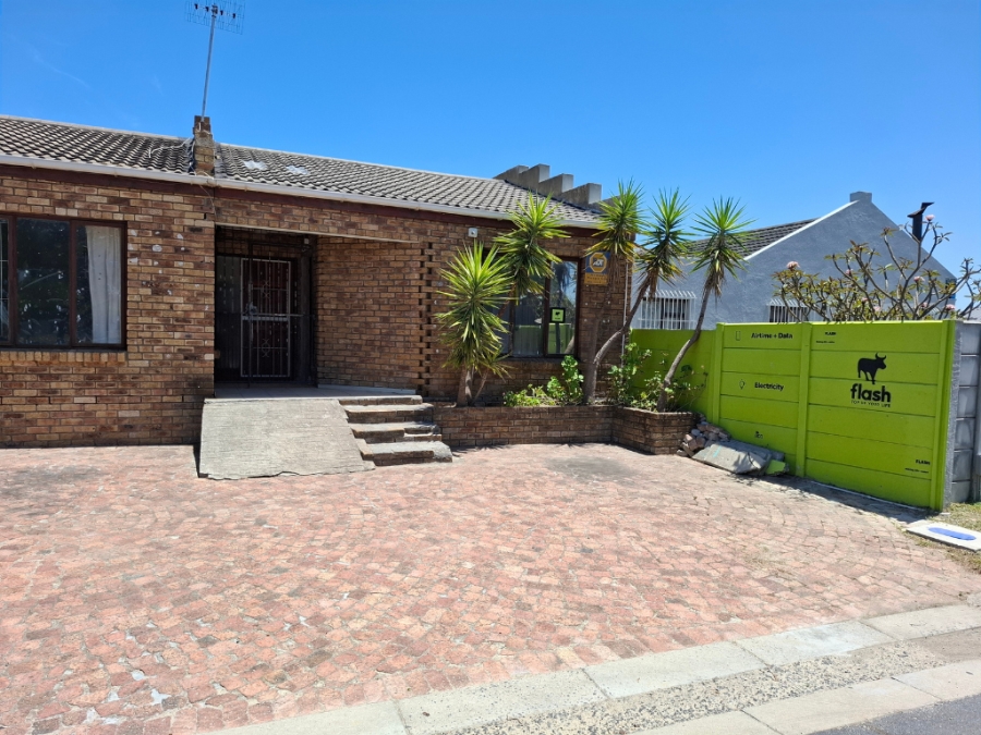 2 Bedroom Property for Sale in Windsor Park Western Cape